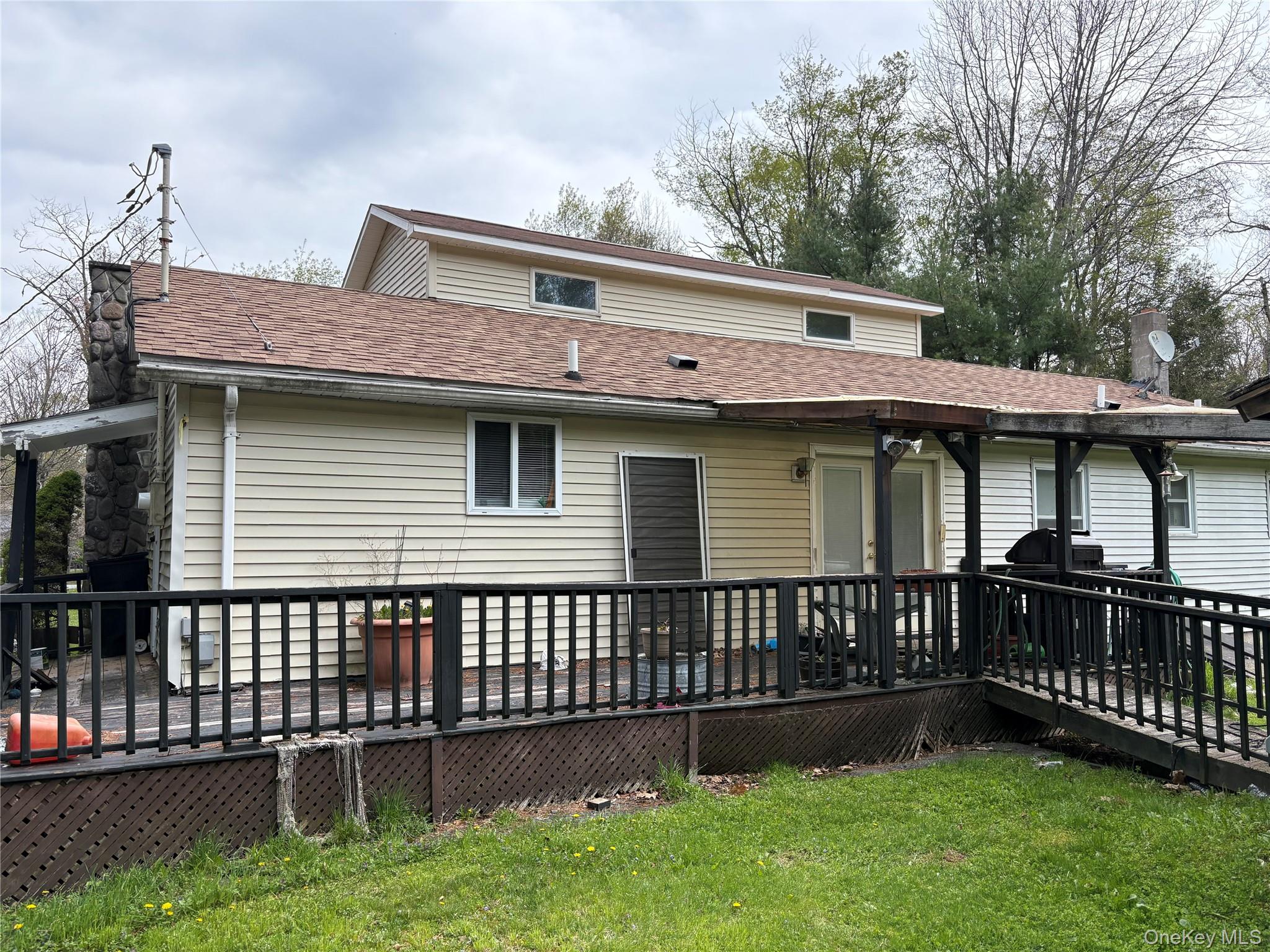 89 Benton Hollow Road