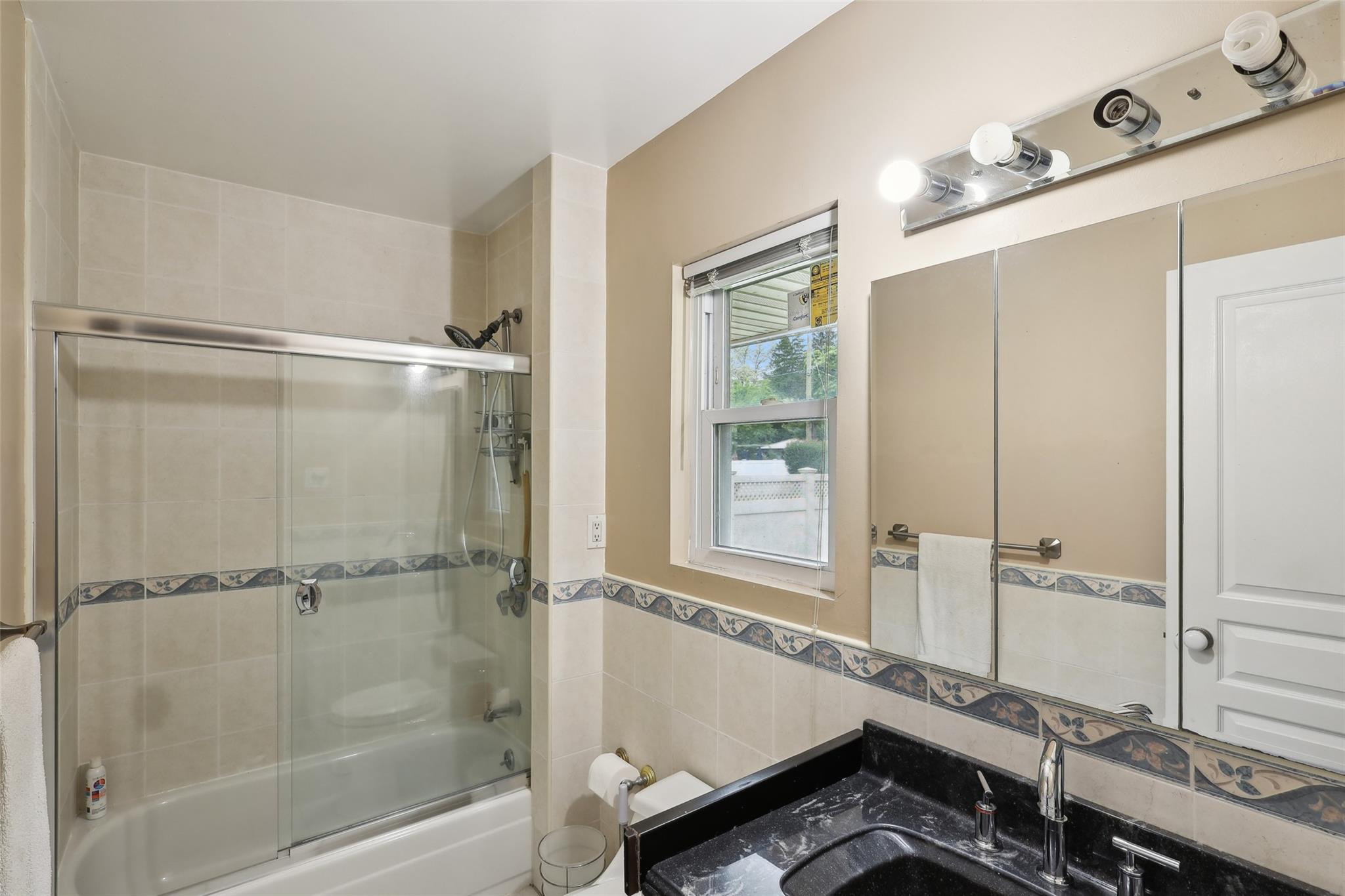 717 The Plain Road, Westbury, New York image 14