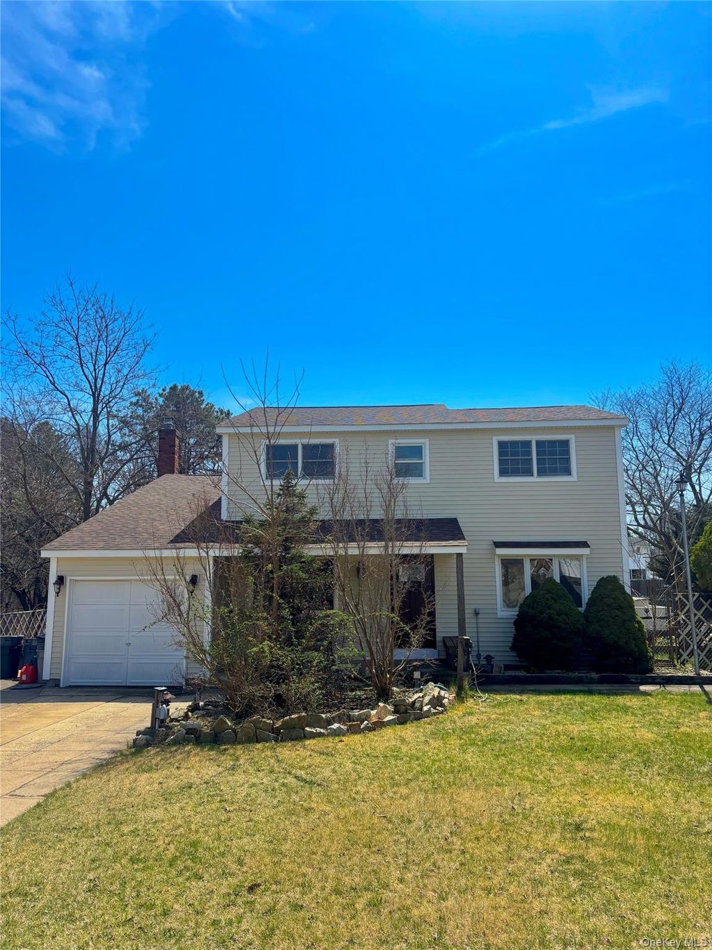 Photo of 60 1 Avenue, Medford, NY 11763 (MLS # 985128)