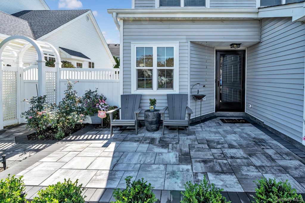 Photo of 60 Herrels Circle, Melville, NY 11747 (MLS # 960739)