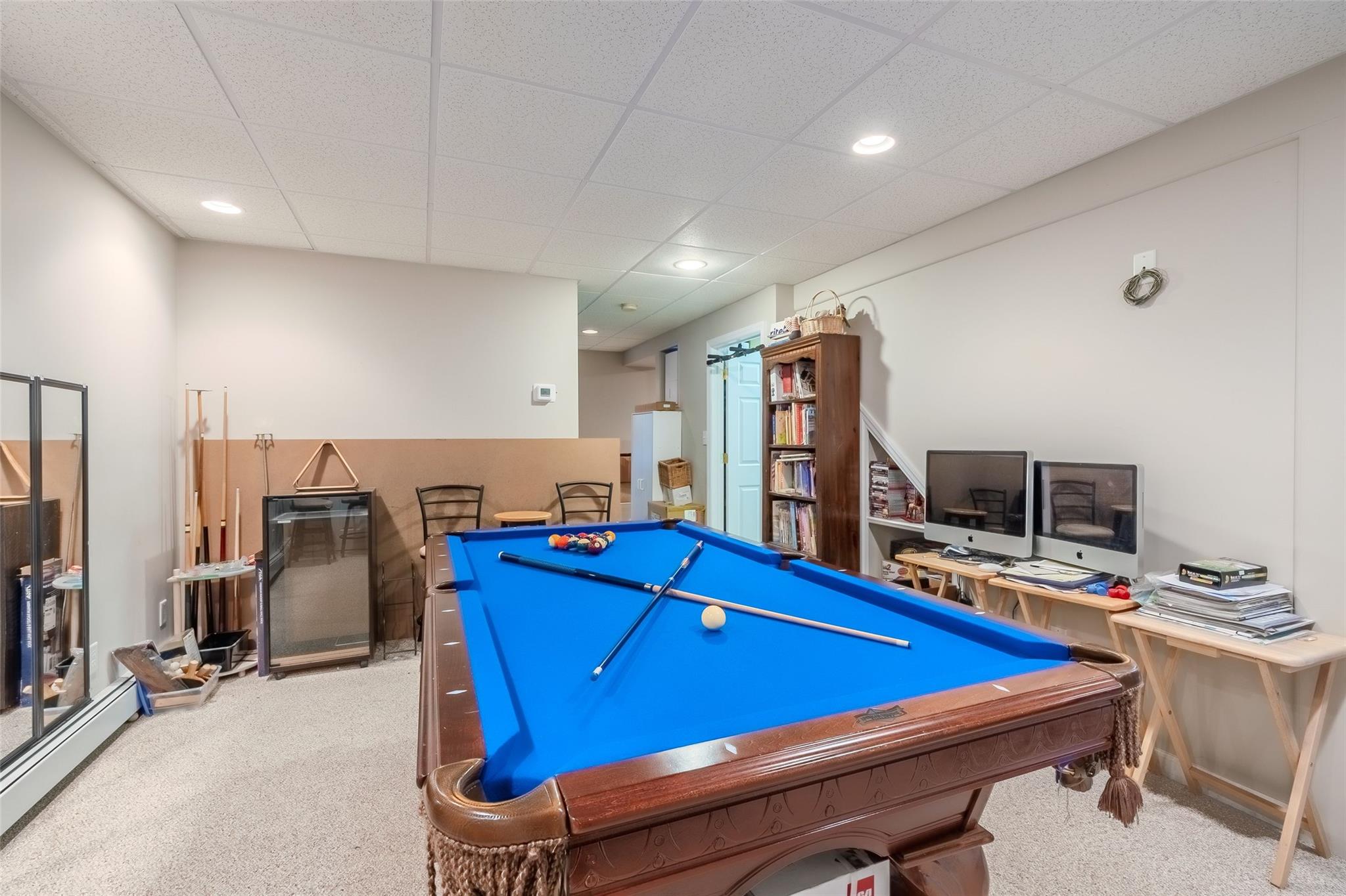 4 Pak Court, East Setauket, New York image 28