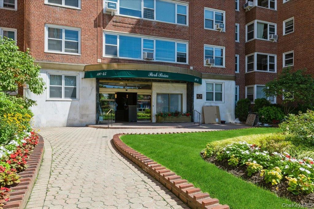 Photo of 110-45 Queens Blvd #312, Forest Hills, NY 11375 (MLS # 969744)