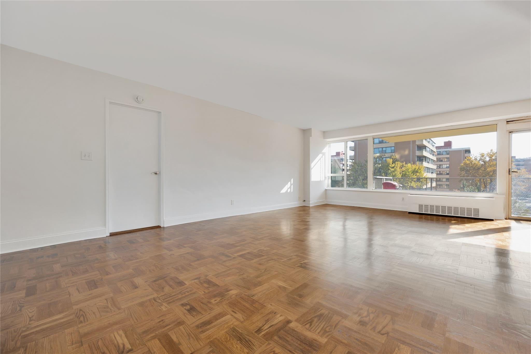 166-25 Powells Cove Boulevard #4G, Beechhurst, New York image 20