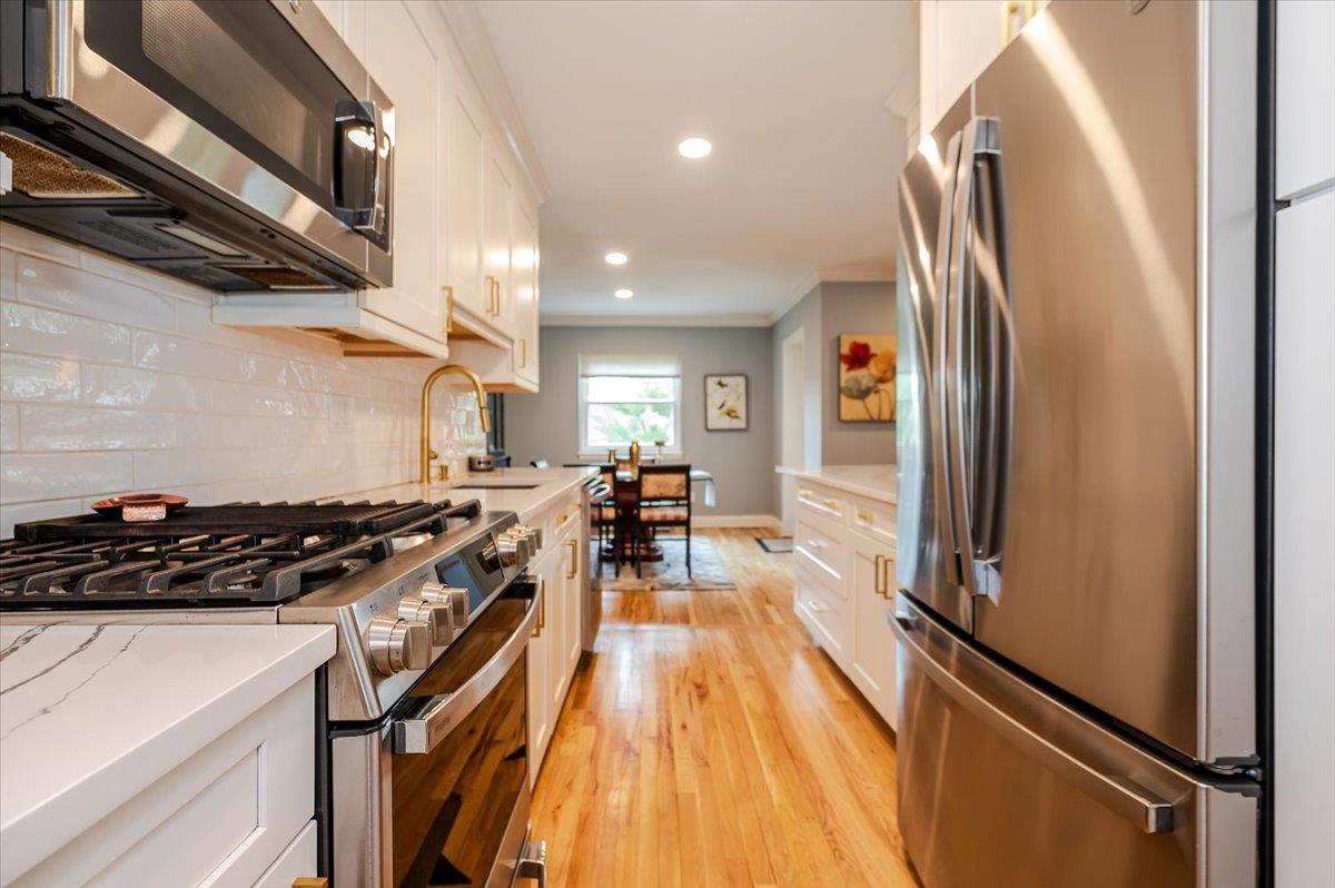 10 Lenox Road #3-M, Rockville Centre, New York image 14