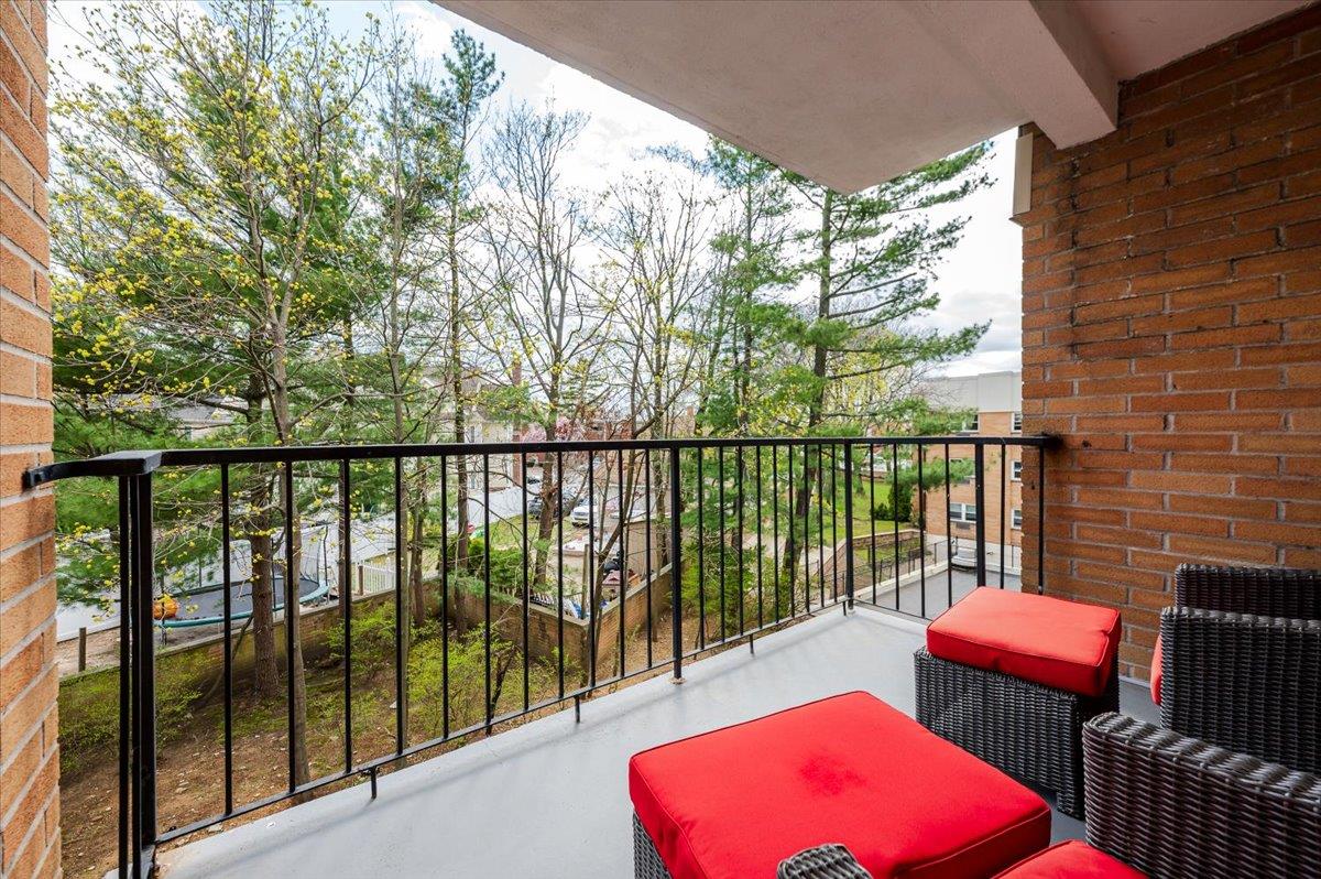 10 Lenox Road #3-M, Rockville Centre, New York image 16
