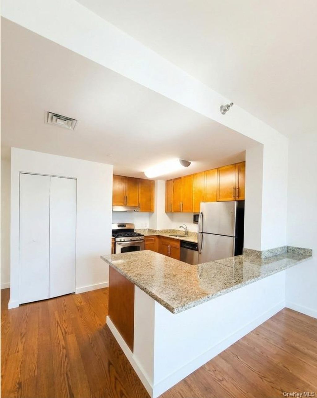 Photo of 40-28 College Point Boulevard #1203, Flushing, NY 11354 (MLS # 944376)