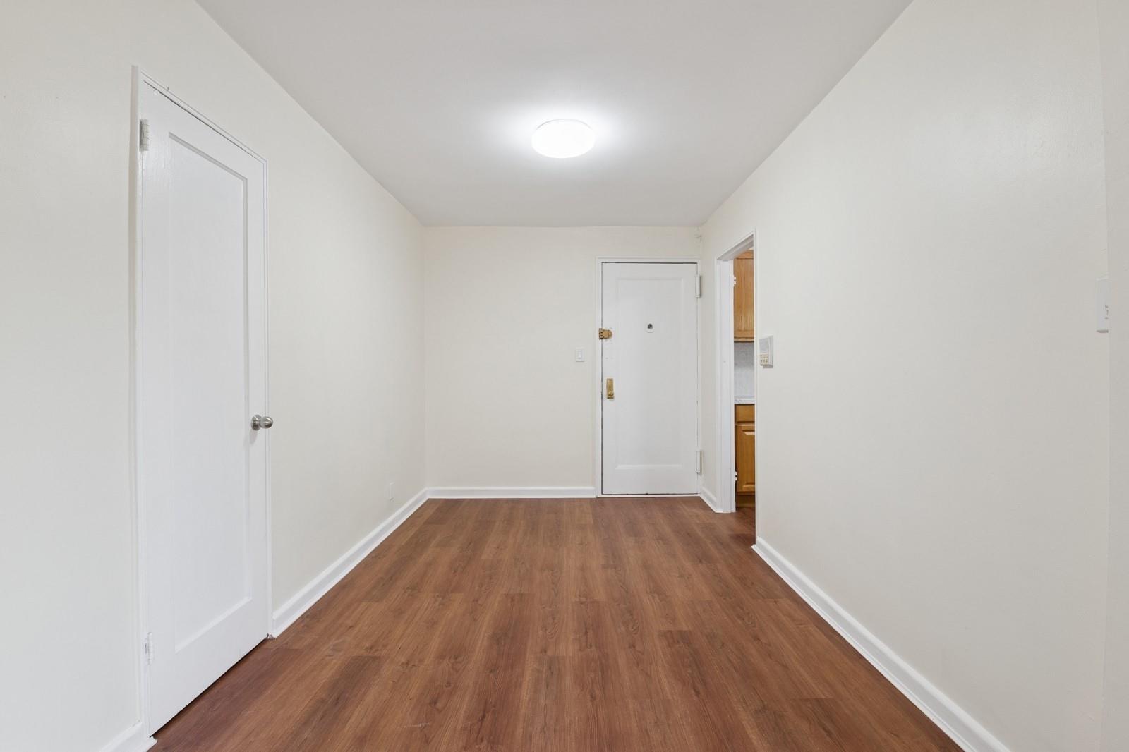 147-10 84 Rd Rd #2 K, Briarwood, New York image 3