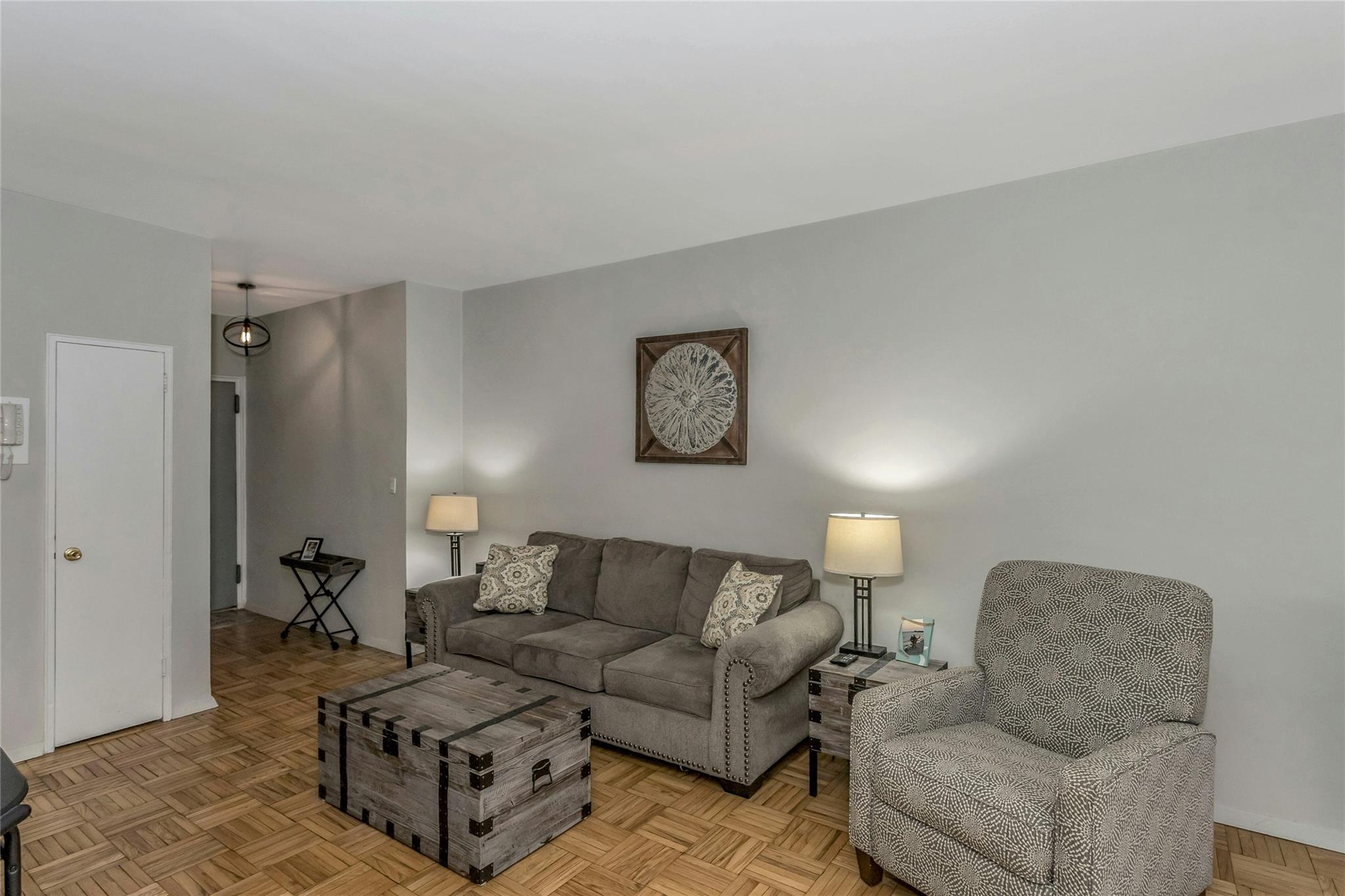 55 Lenox Rd #1N, Rockville Centre, New York image 5