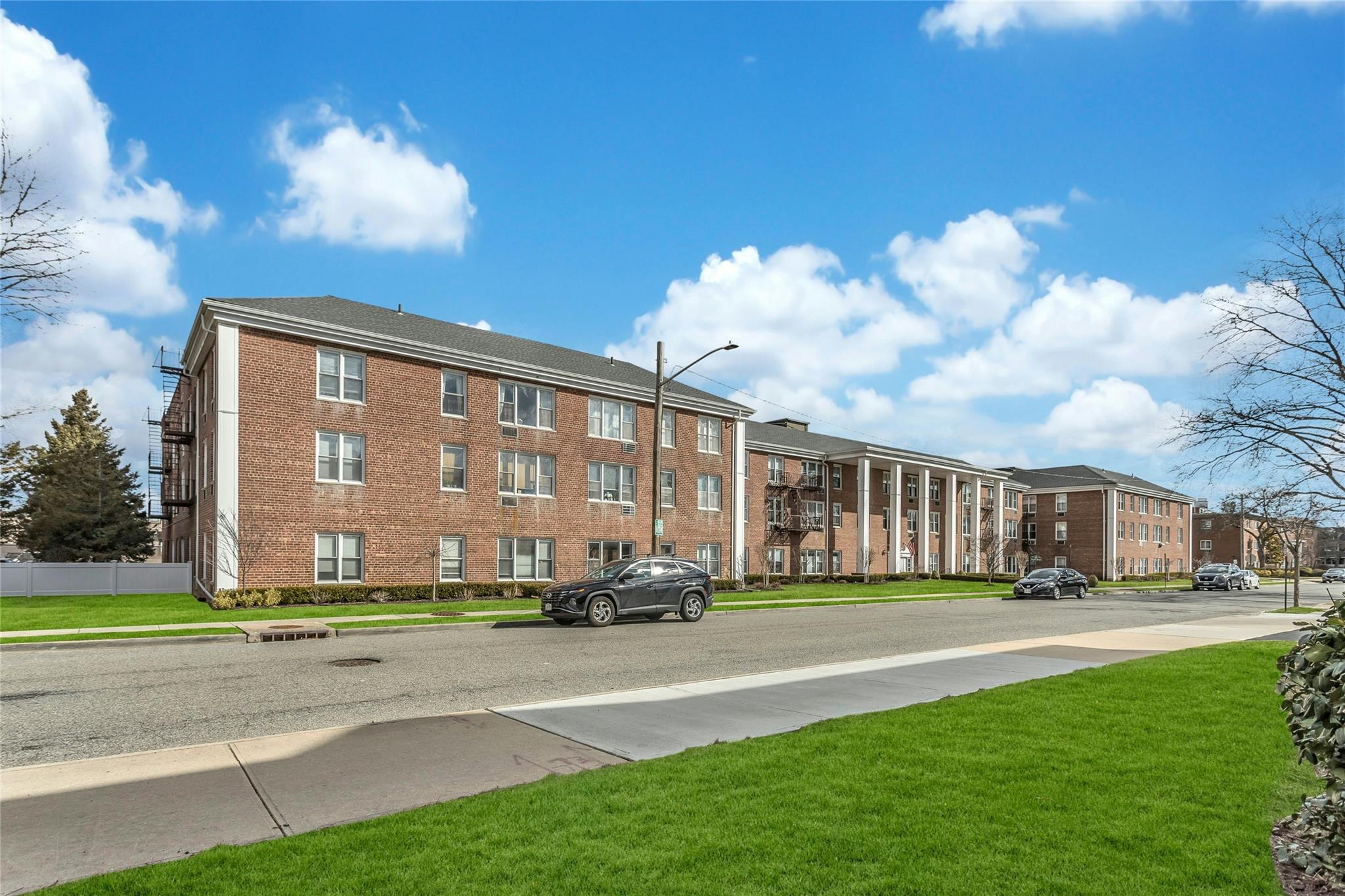 55 Lenox Rd #1N, Rockville Centre, New York image 20