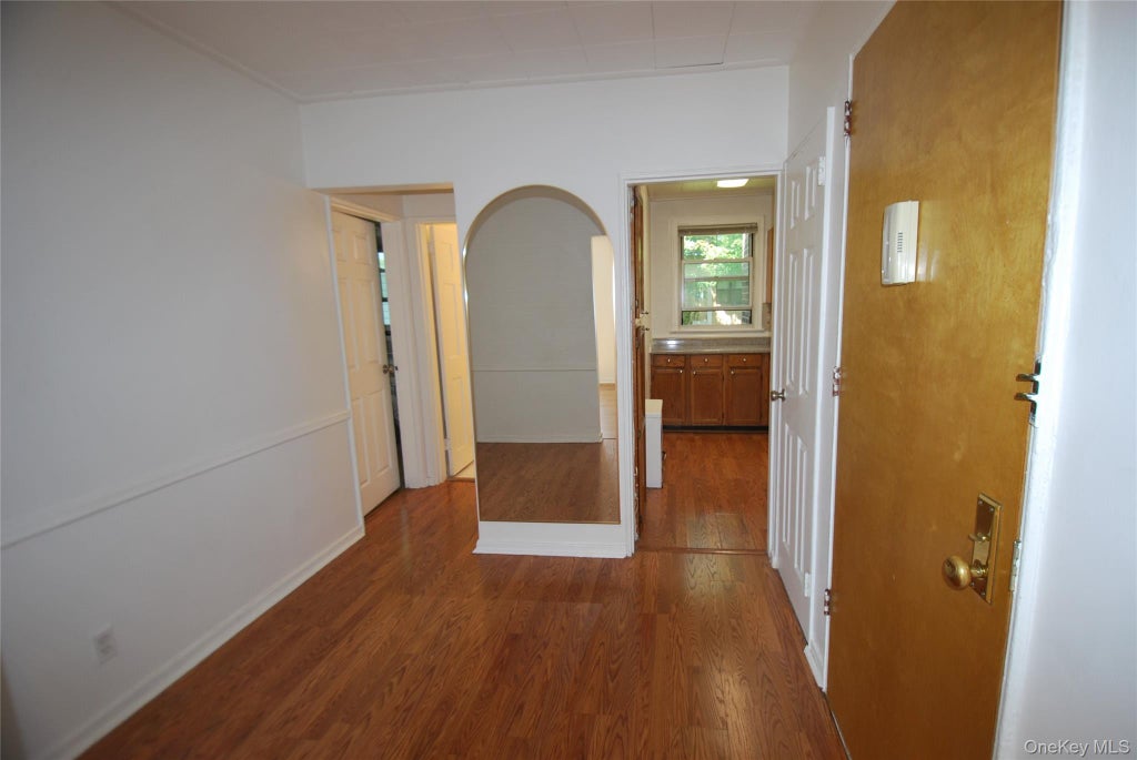 Photo of 10 Stokes Road #2A, Yonkers, NY 10710 (MLS # 1001351)