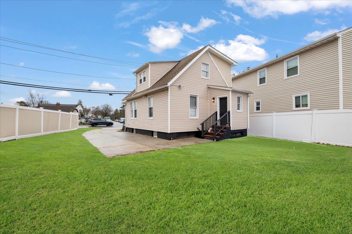 165 Lakeview Ave, Rockville Centre, New York image 28