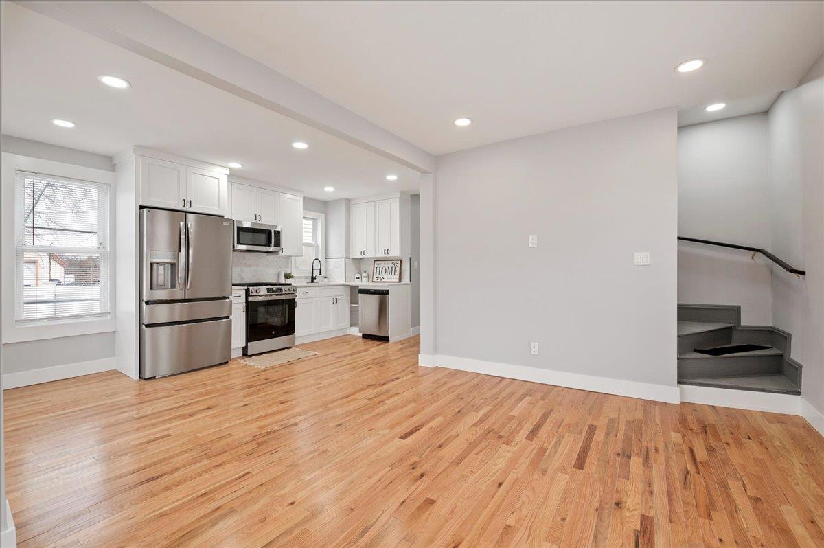 165 Lakeview Ave, Rockville Centre, New York image 3