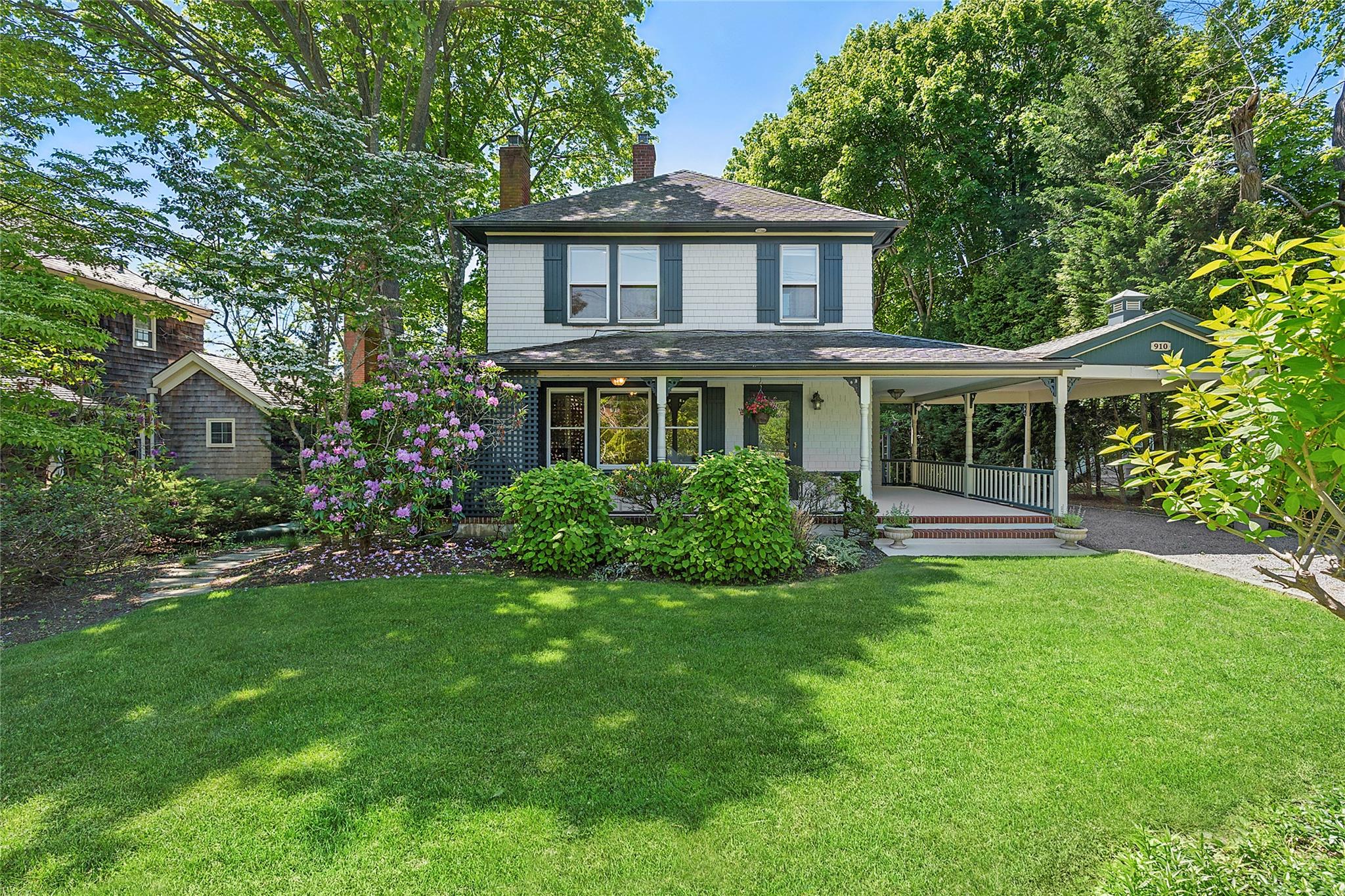 Property for Sale at New Suffolk Avenue, Mattituck, Hamptons, NY - Bedrooms: 3 
Bathrooms: 3  - $1,250,000