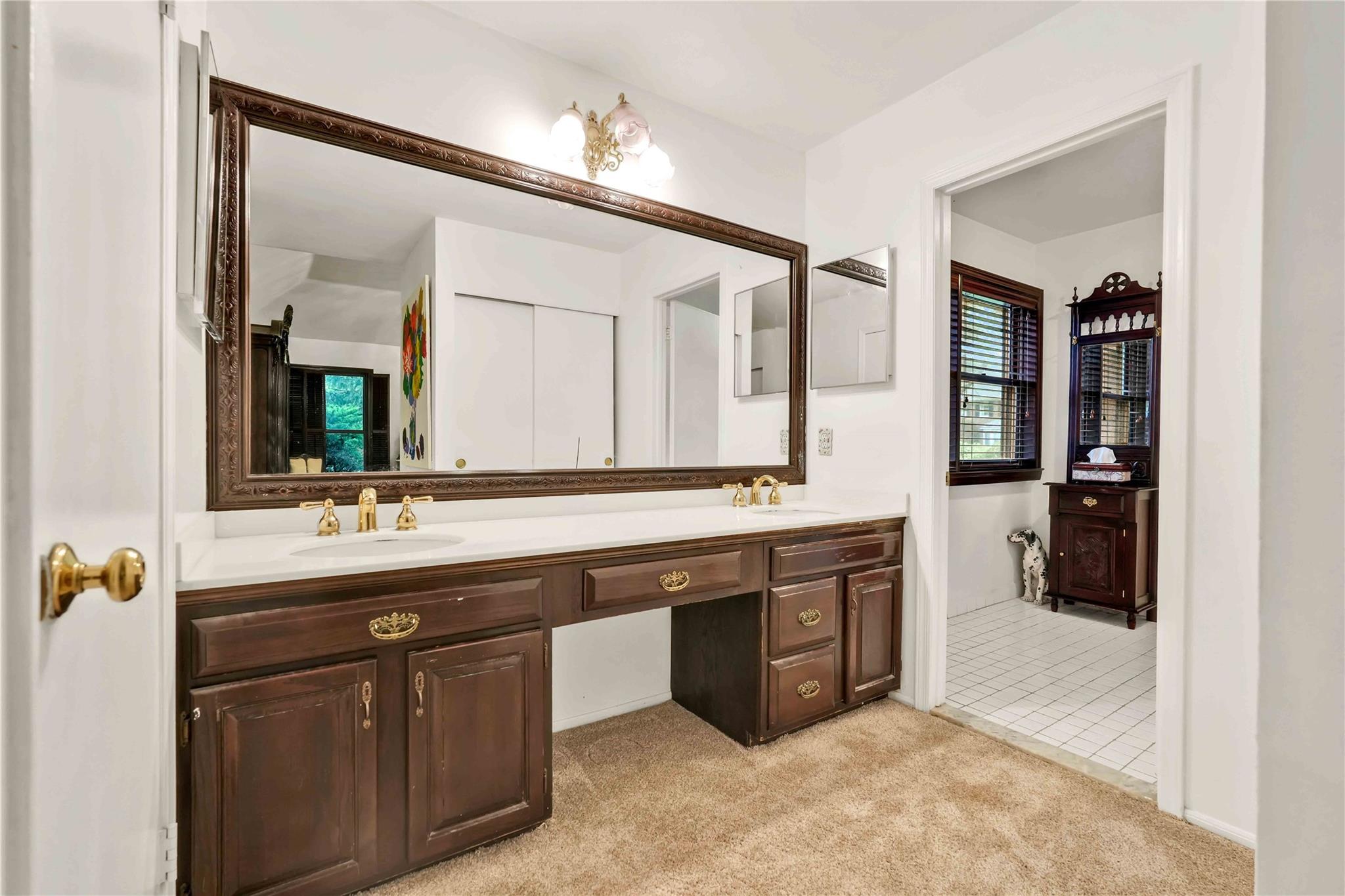 9 Lynridge Lane, Huntington, New York image 32