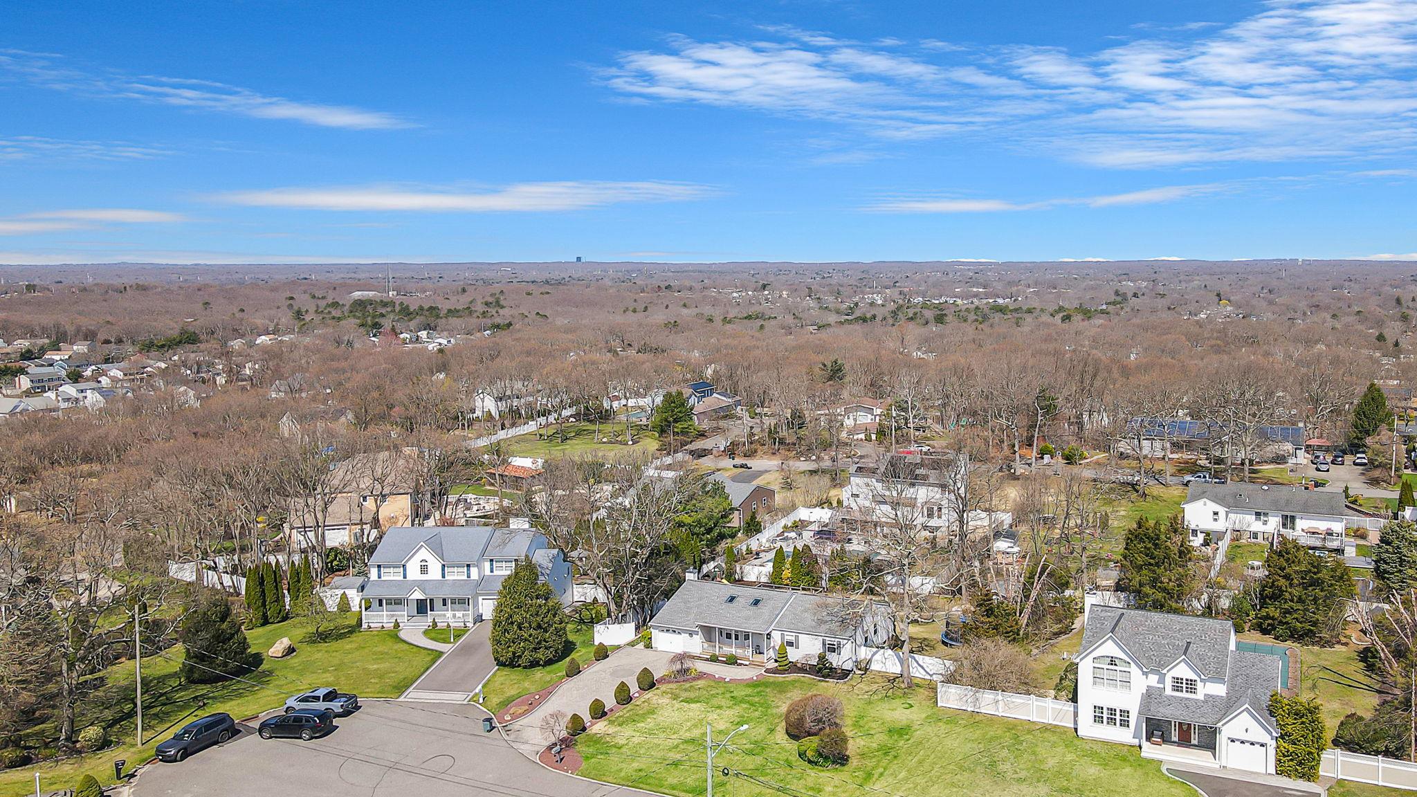 31 Tulip Avenue, Farmingville, New York image 39