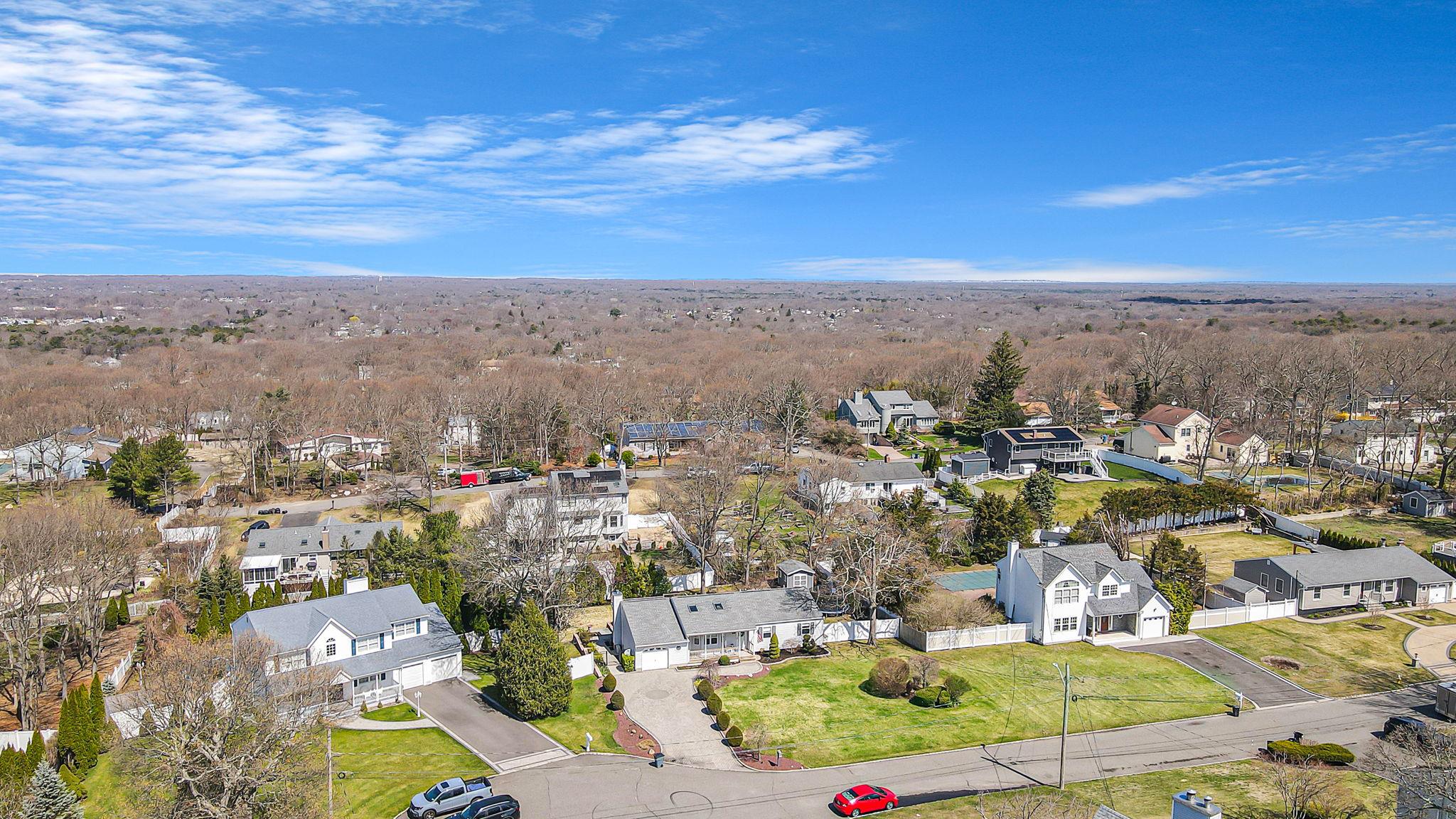 31 Tulip Avenue, Farmingville, New York image 38