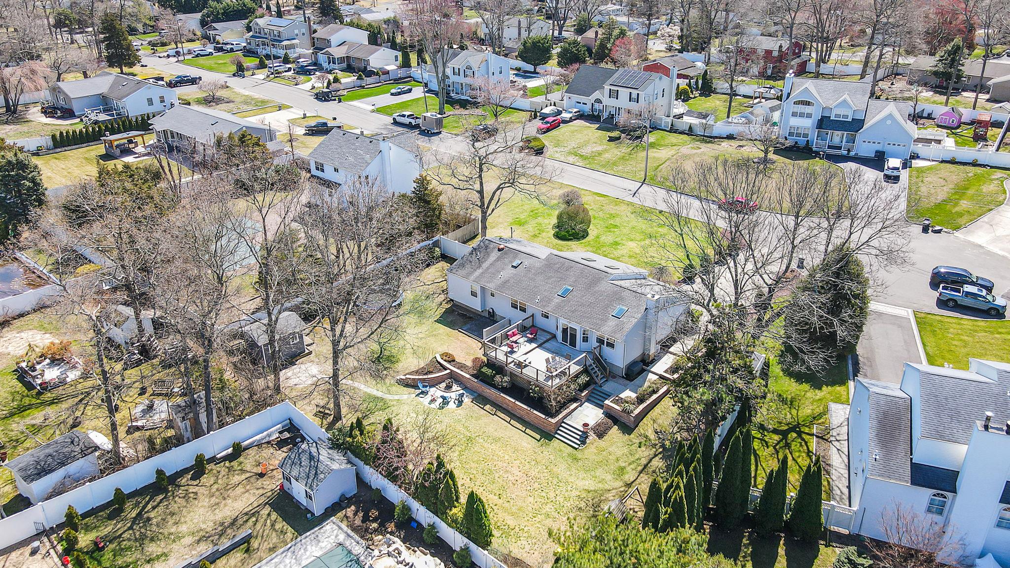31 Tulip Avenue, Farmingville, New York image 37