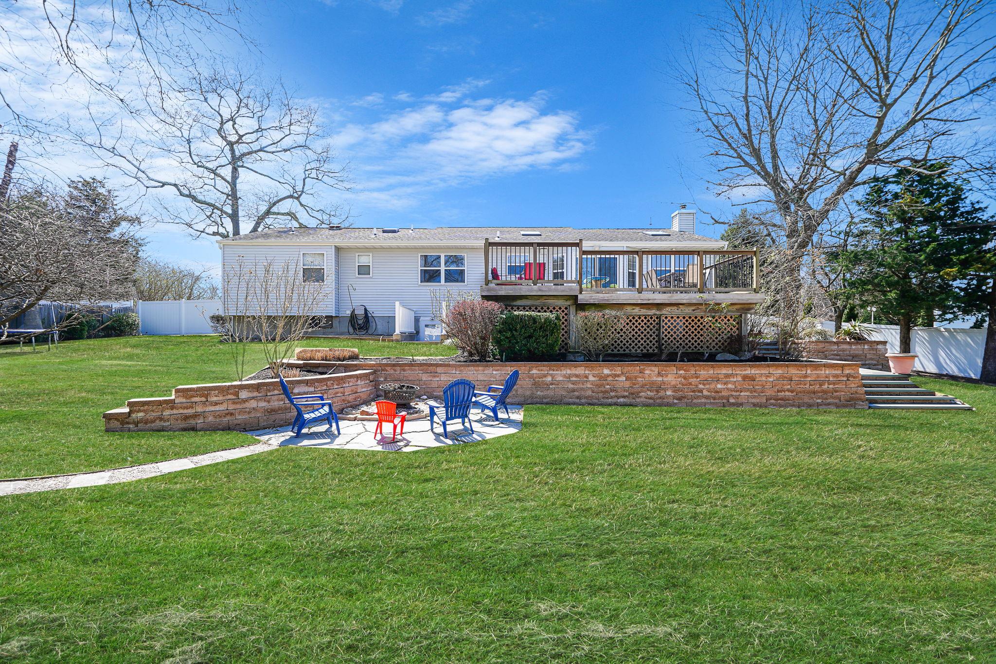 31 Tulip Avenue, Farmingville, New York image 32