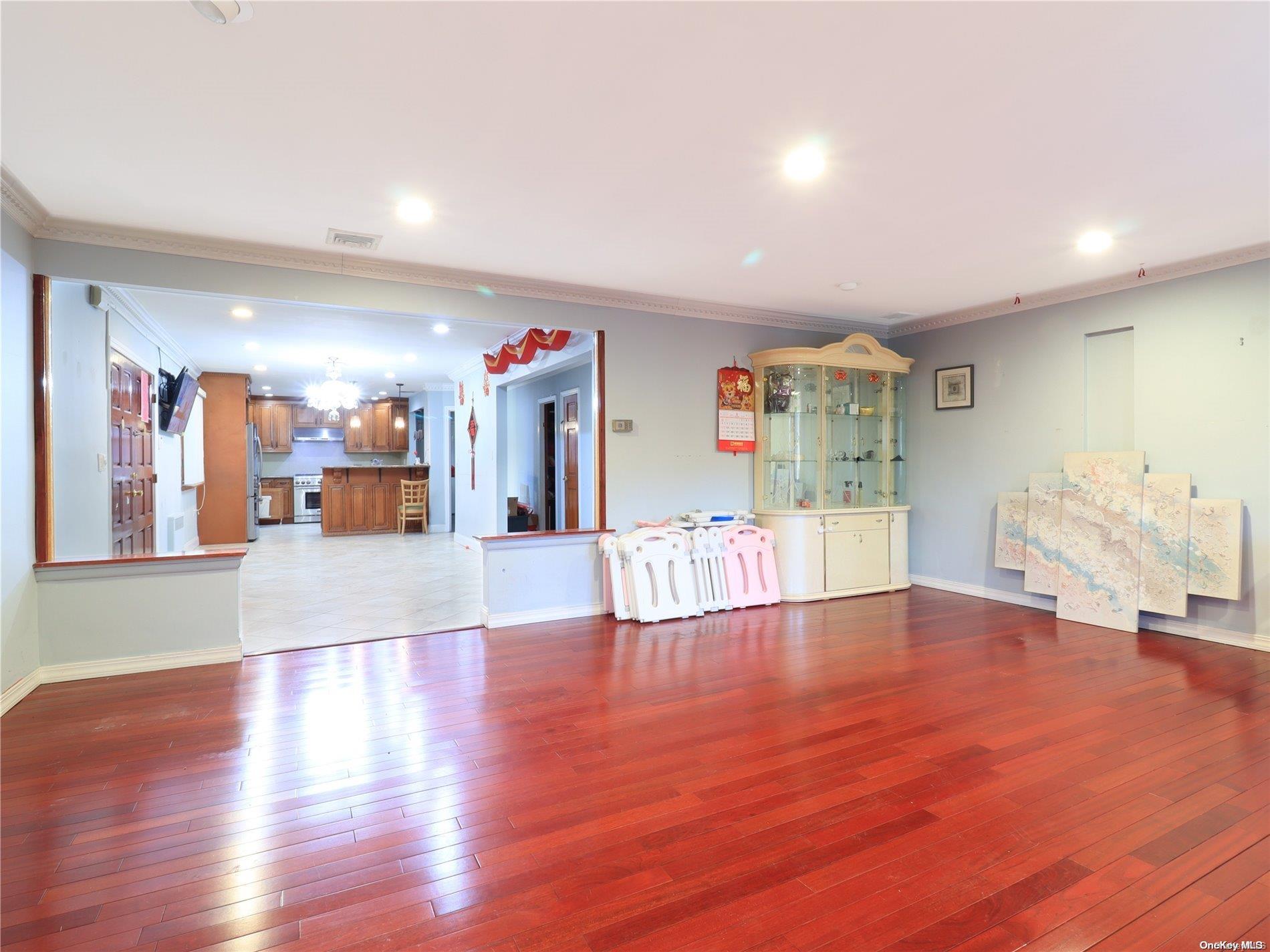 154-70 11 Avenue, Whitestone, New York image 12