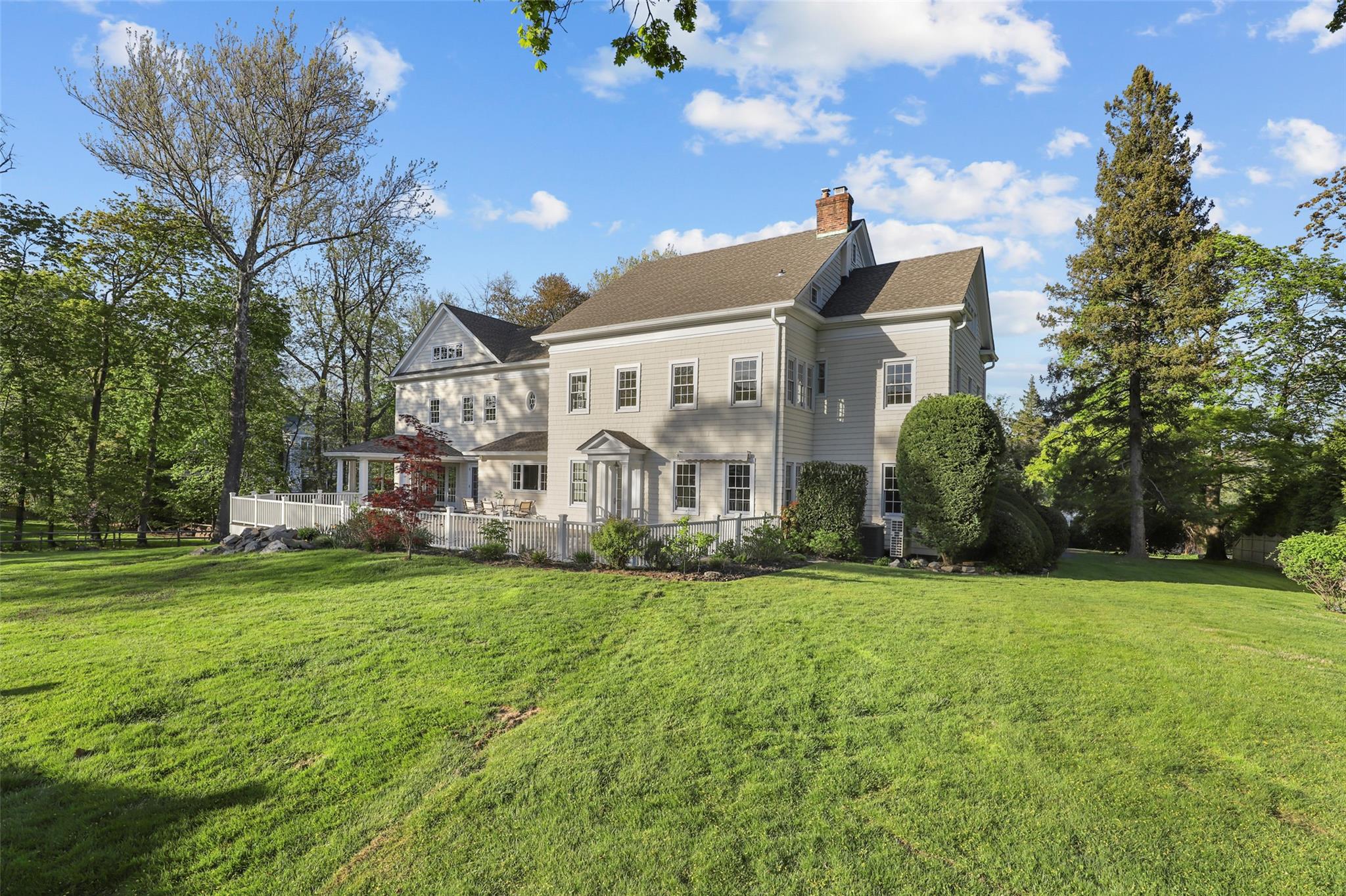 723 Boston Post Road