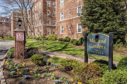 Homes For Sale - 2 Midland Gardens Avenue #2C<br/> Bronxville, NY 10708