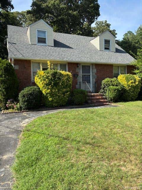 Photo of 31 Lieper Street, Huntington Station, NY 11746 (MLS # 1027606)