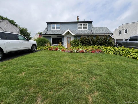 Photo of 107 Azalea Road, Levittown, NY 11756 (MLS # 1045874)