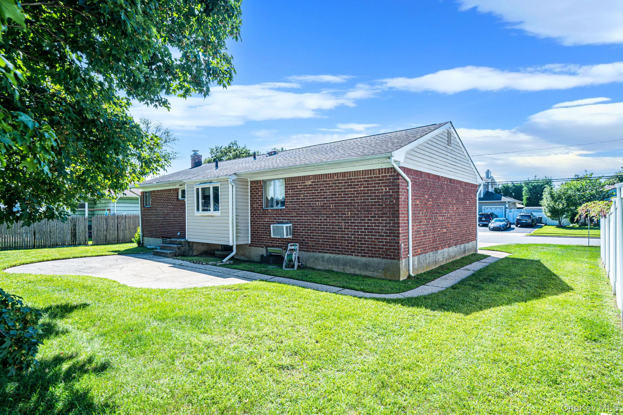 149 Burlington Avenue