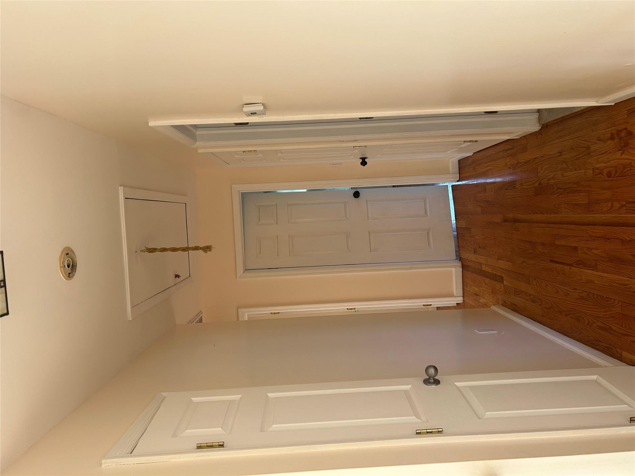 21 Pine Cone Street, Middle Island, New York image 17