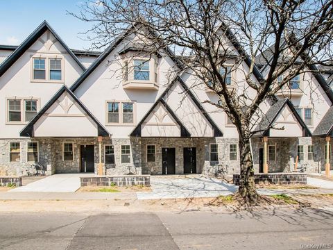 Homes For Sale - 65 W 2nd Street #8<br/> Mount Vernon, NY 10550