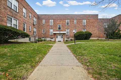 Homes For Sale - 78 Gibson Boulevard #1B<br/> Valley Stream, NY 11581