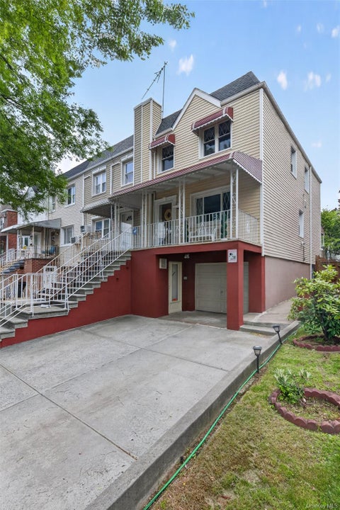 Homes For Sale - 3215 Bruckner Boulevard<br/> Bronx, NY 10461