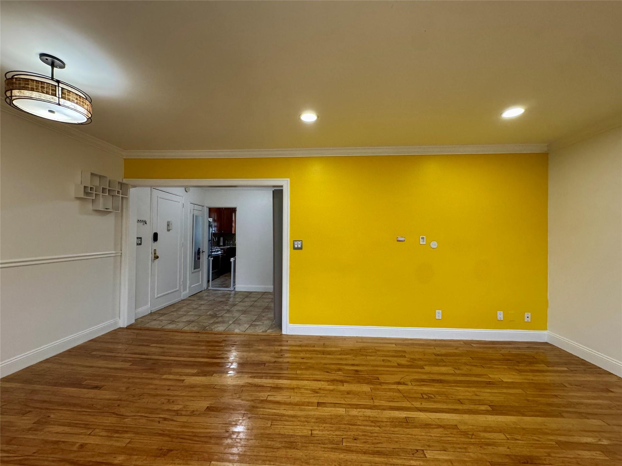 16 Arlington Street 2B