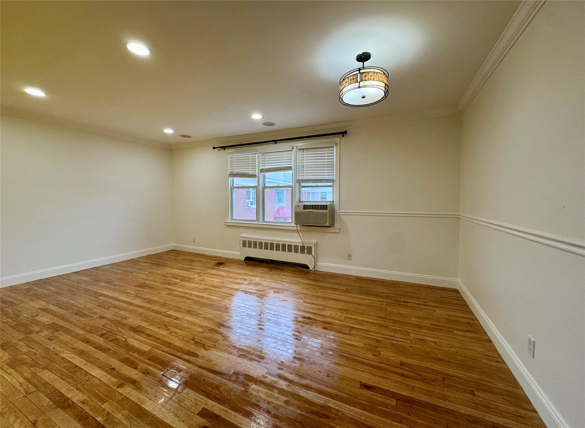 16 Arlington Street 2B
