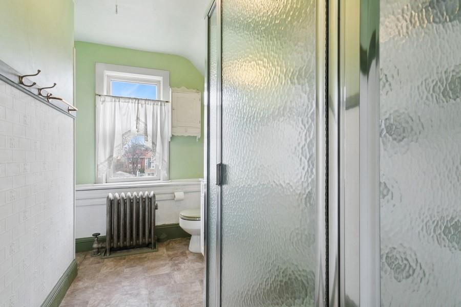 63 Belvedere Drive, Yonkers, New York image 24