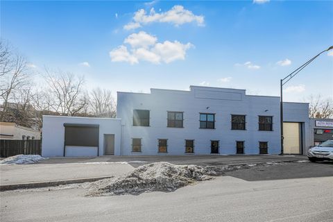 284 Nepperhan Avenue 2nd floor Yonkers NY 10701