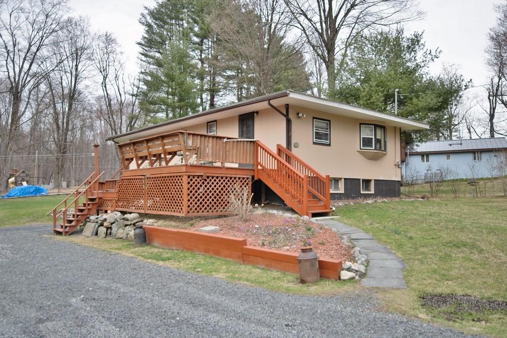 16 Farmingdale Lane, Bloomingburg, New York image 2