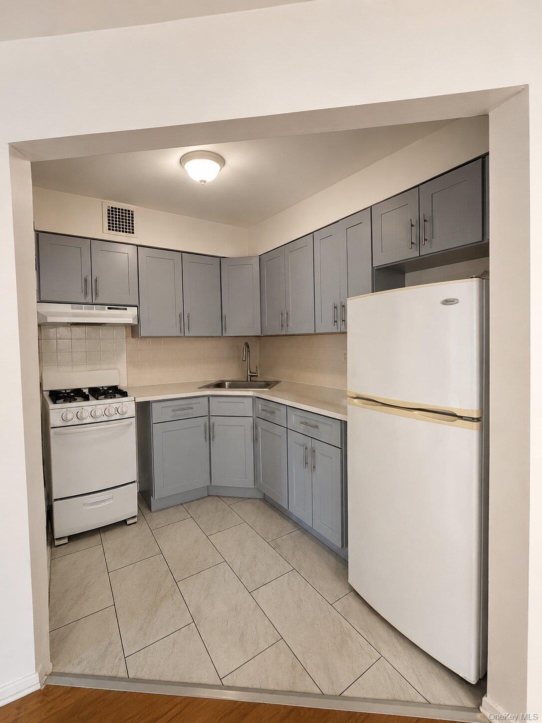 5831 136th Street