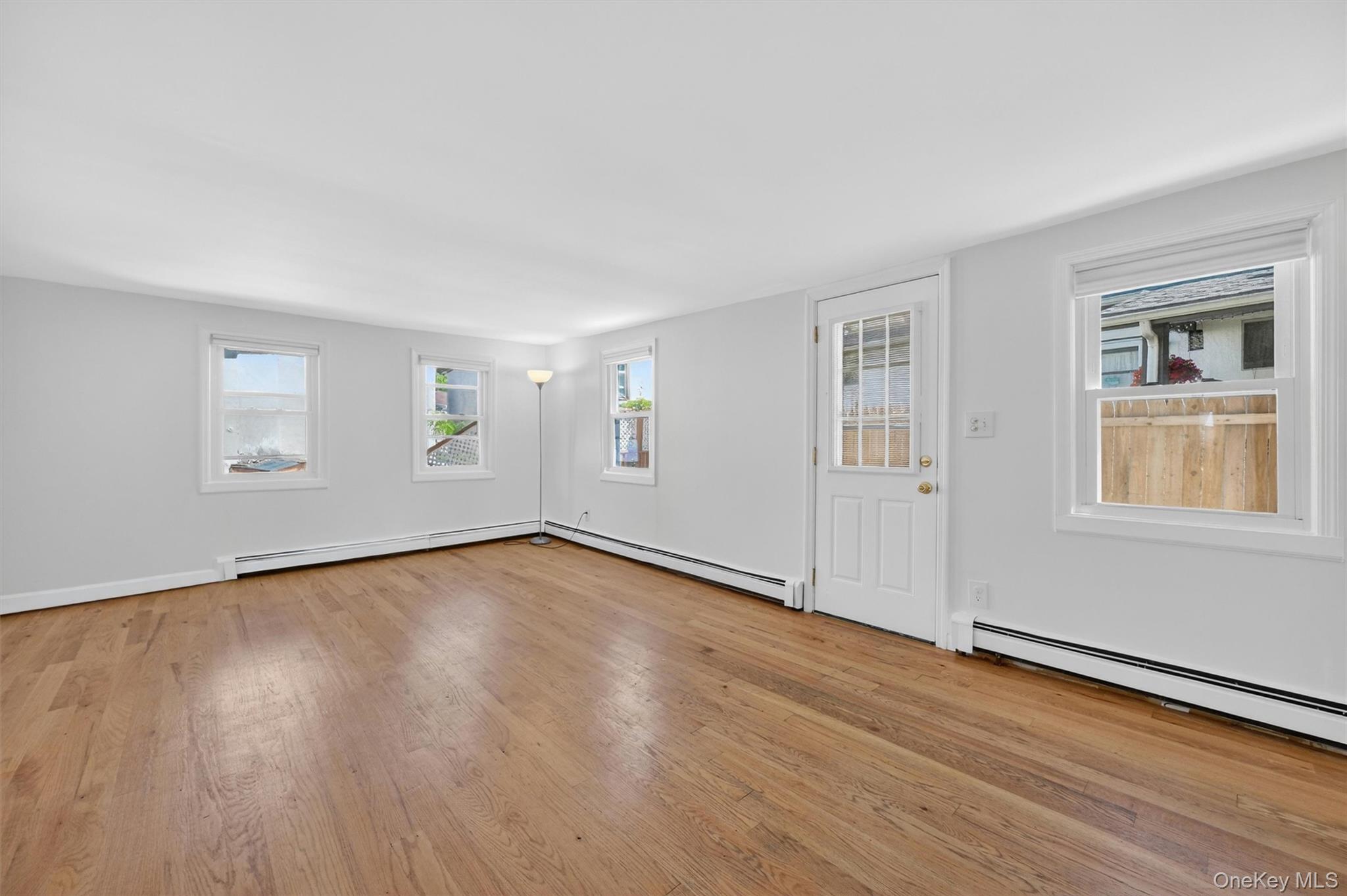 190 1/2 Grand Street