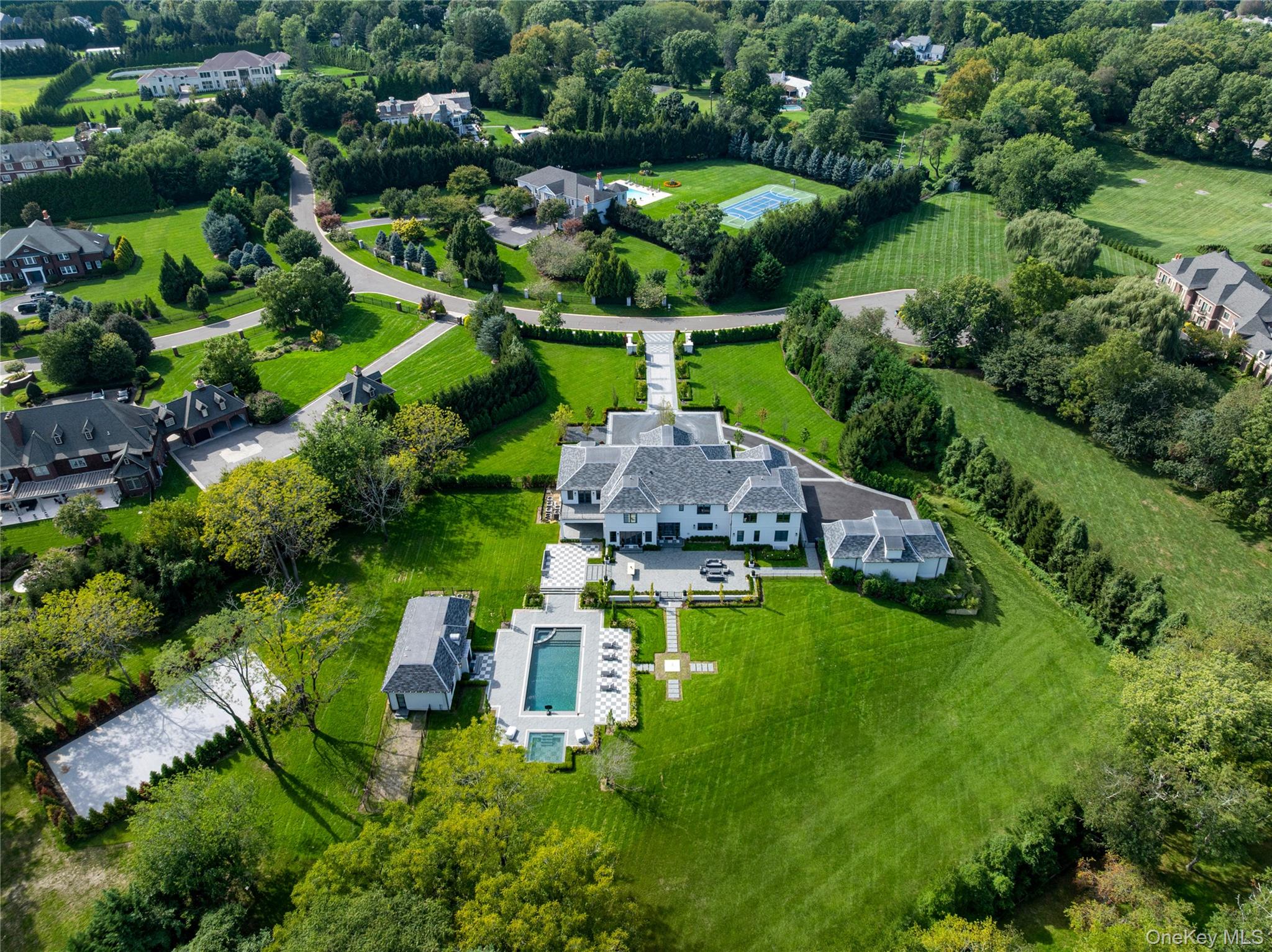 18 Evergreen Way