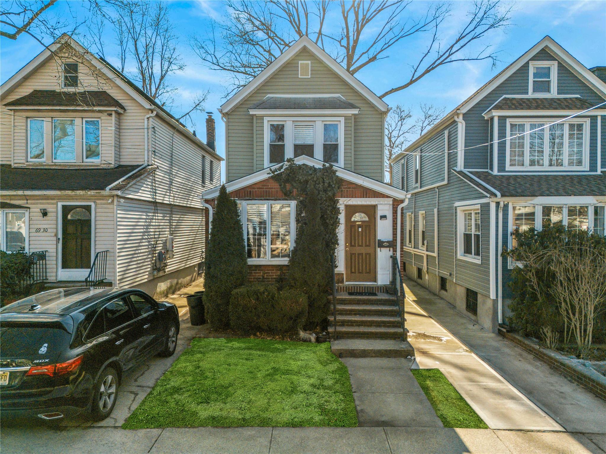Property for Sale at Nansen Street, Forest Hills, Queens, NY - Bedrooms: 3 
Bathrooms: 2 
Rooms: 8  - $1,399,000