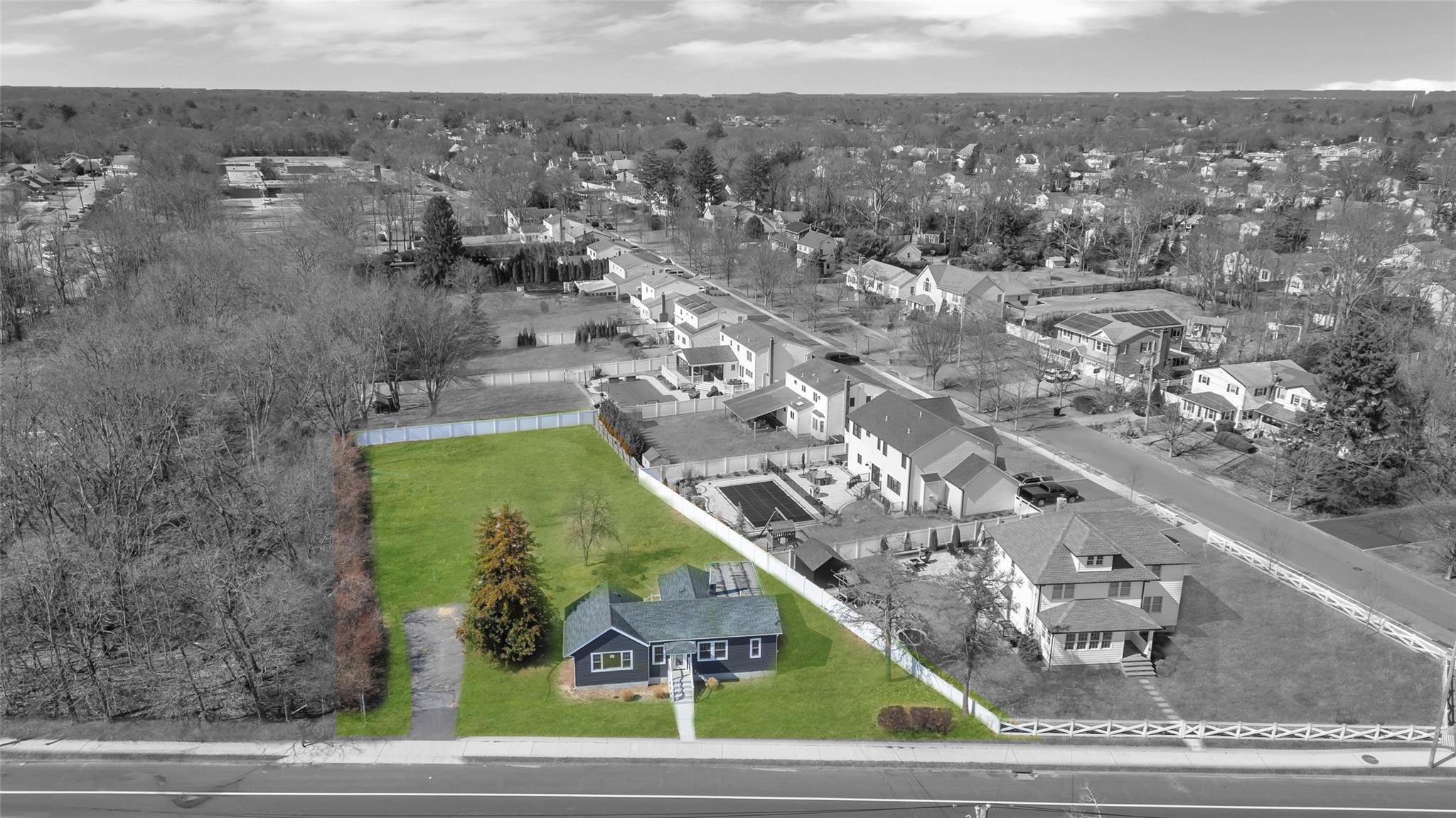 60 Udall Road, West Islip, New York image 8