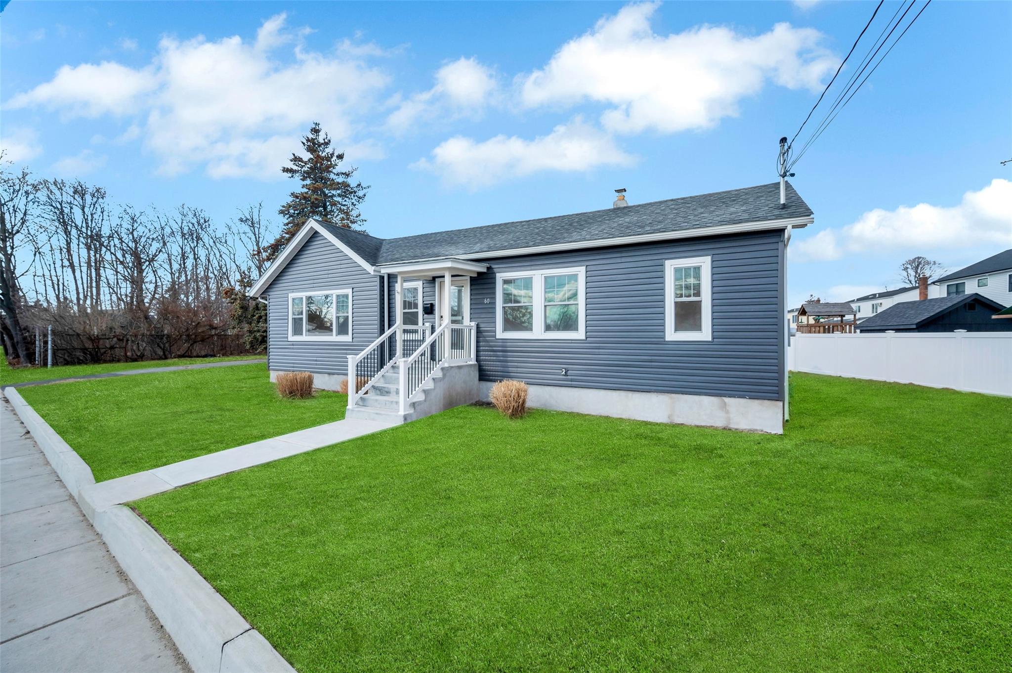 60 Udall Road, West Islip, New York image 12