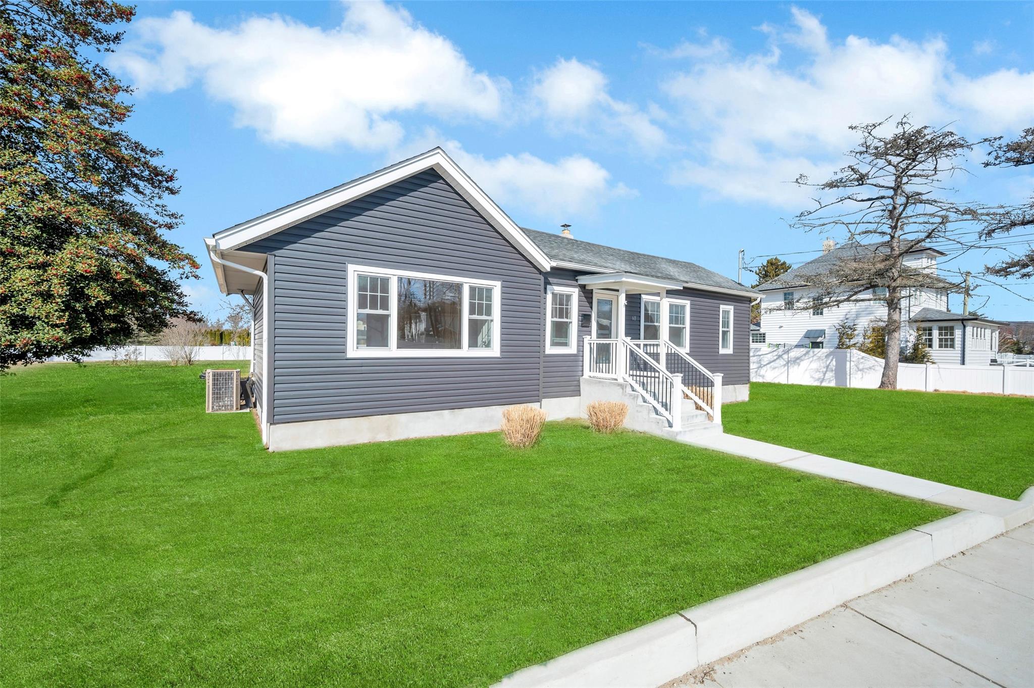 60 Udall Road, West Islip, New York image 13