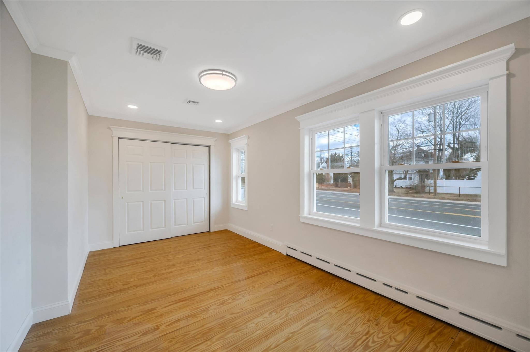 60 Udall Road, West Islip, New York image 30