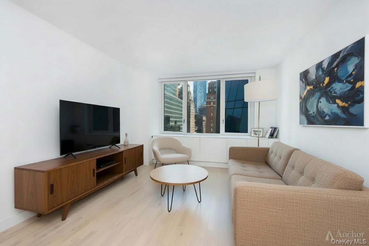 322 W 57th Street 37K1