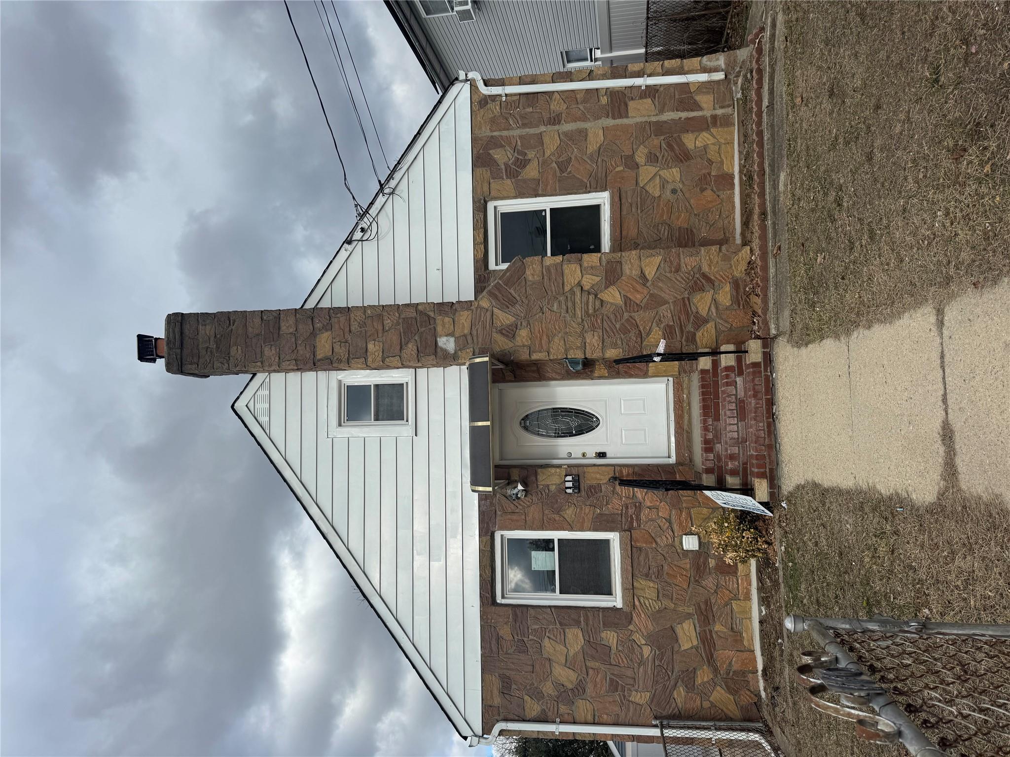 110 Terrace Avenue, Elmont, New York image 3