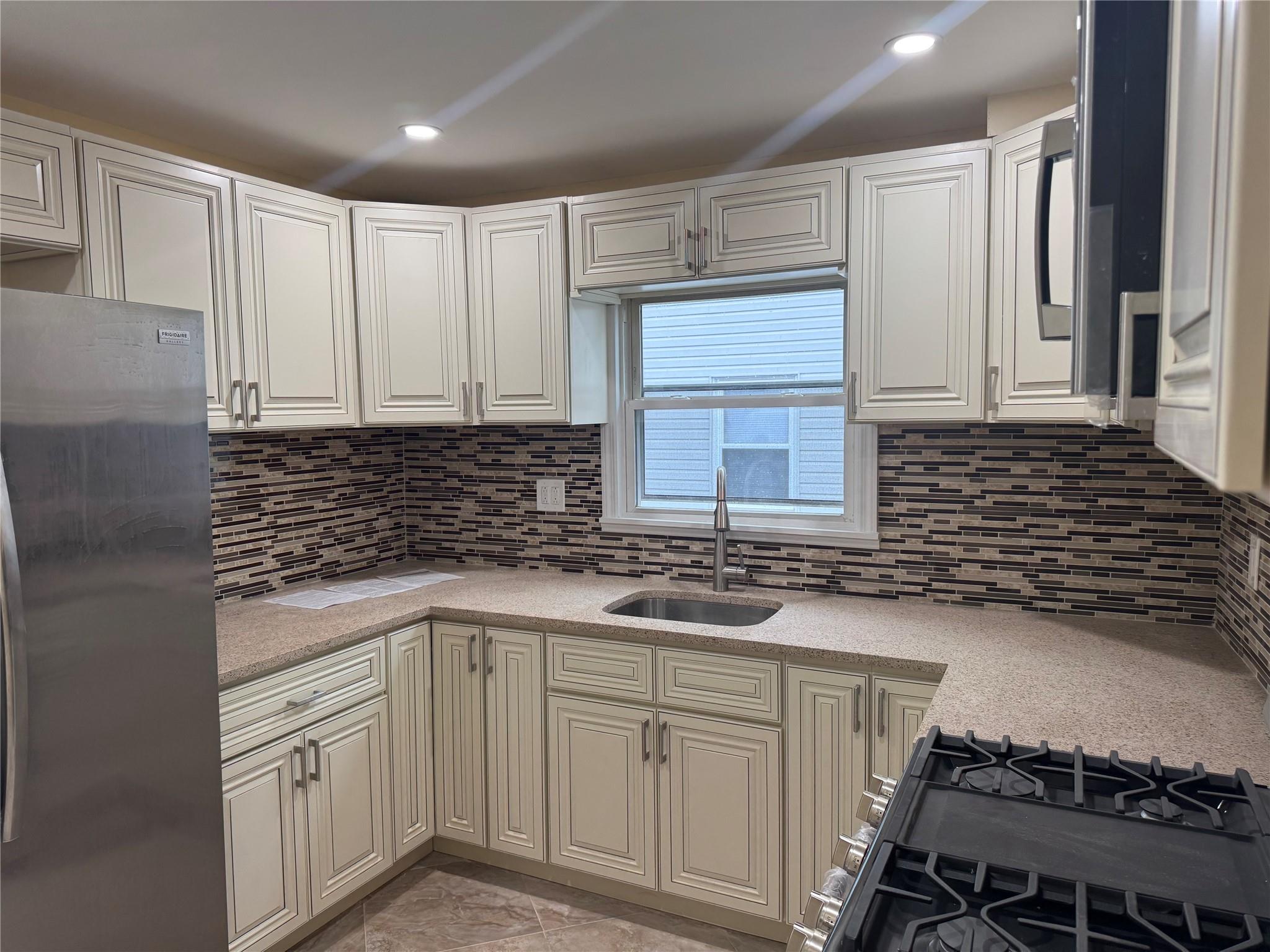 110 Terrace Avenue, Elmont, New York image 8