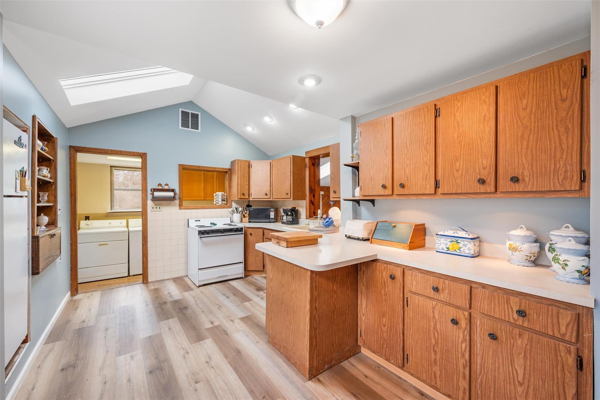 624 Katrina Falls Road, Rock Hill, New York image 8