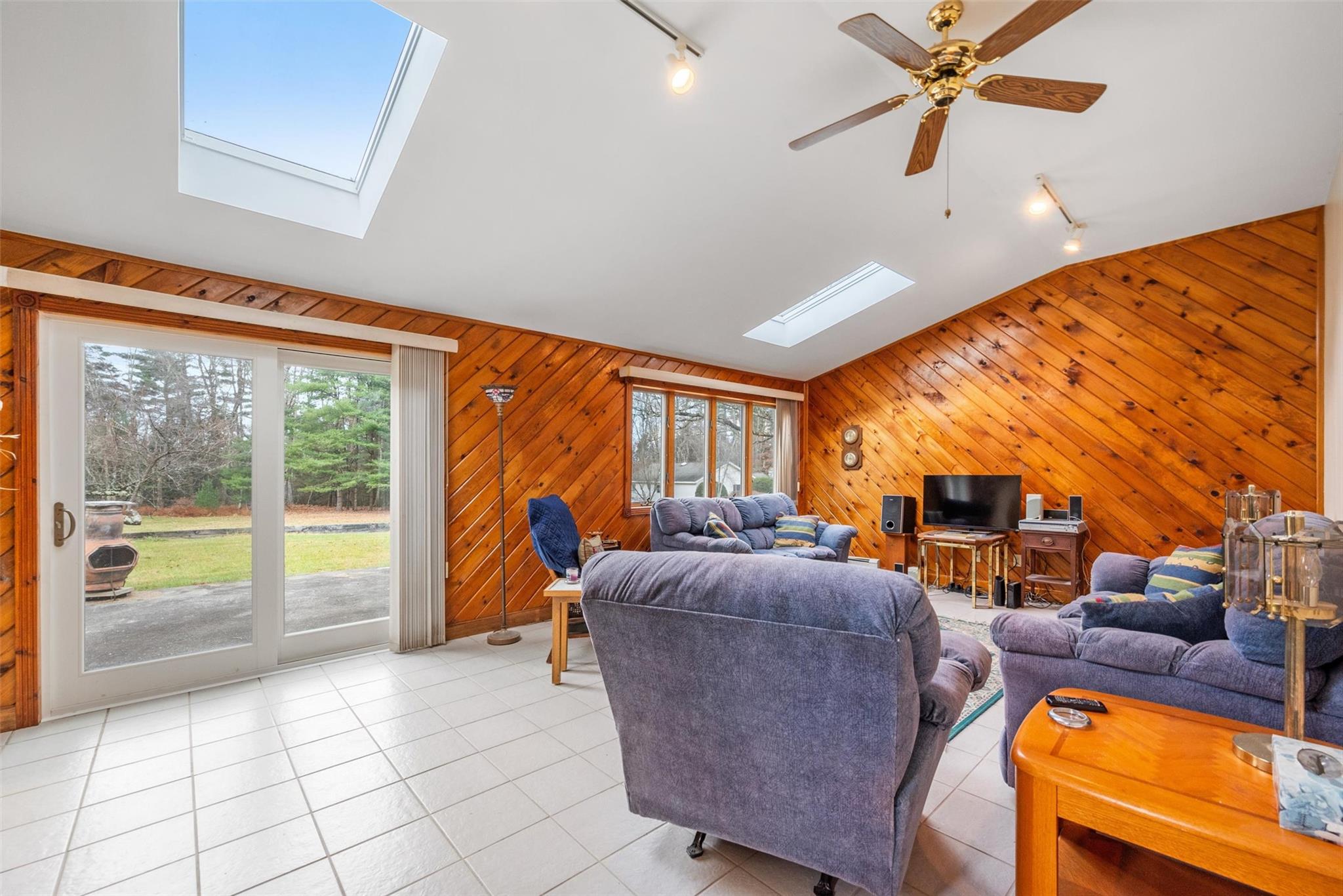 624 Katrina Falls Road, Rock Hill, New York image 14